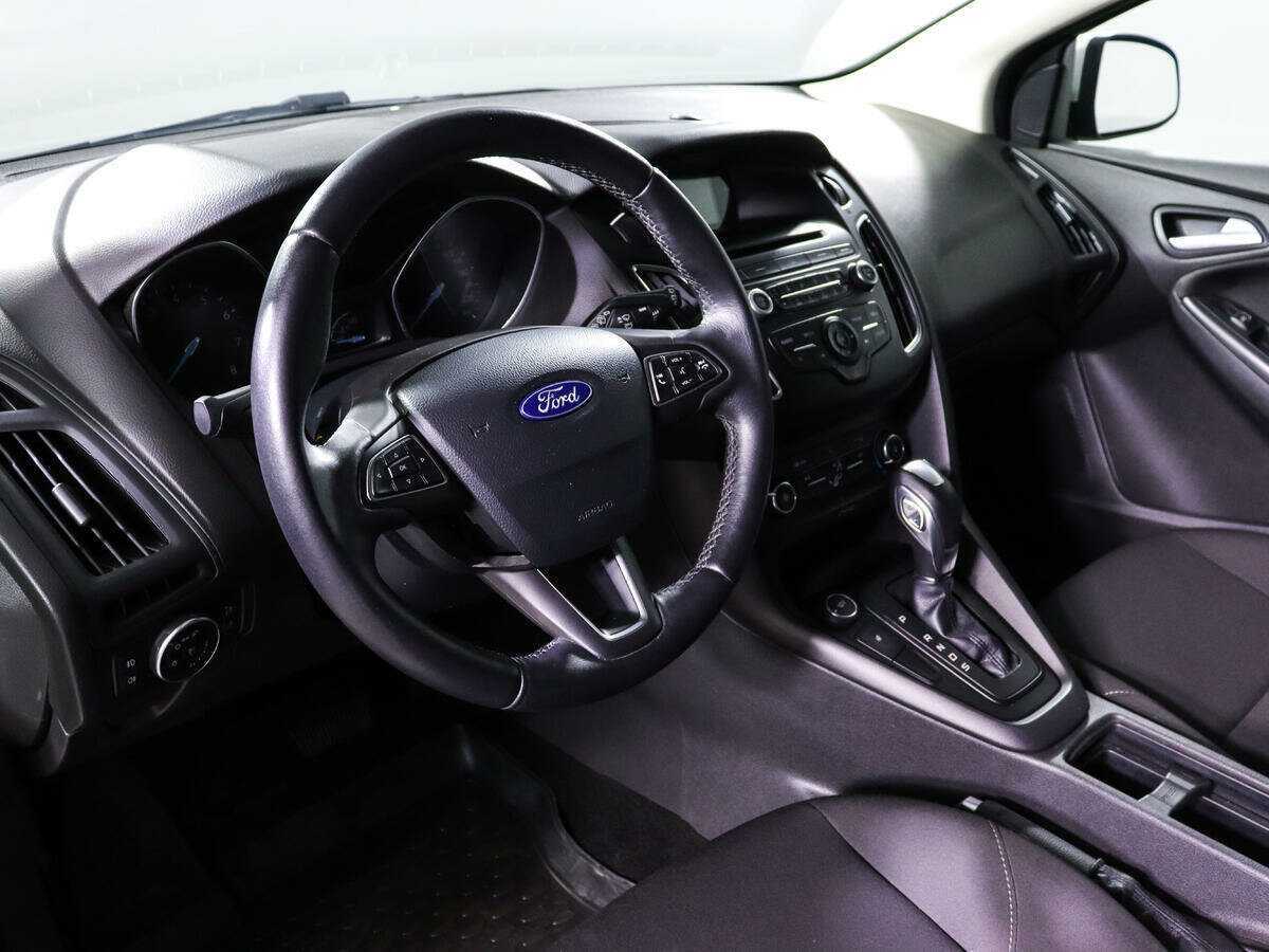 Купить Ford Focus с пробегом. Фото: #11
