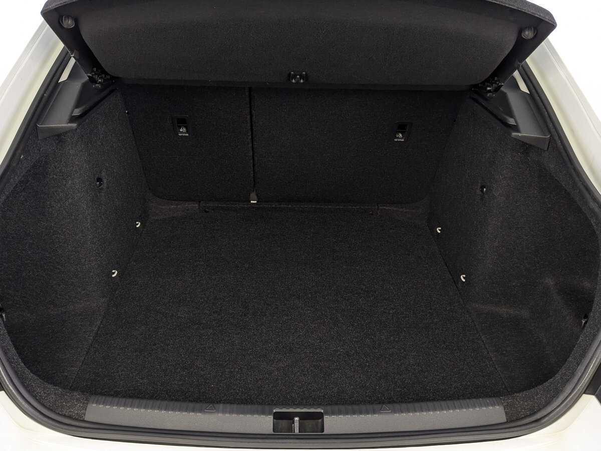 Купить Skoda Octavia с пробегом. Фото: #9