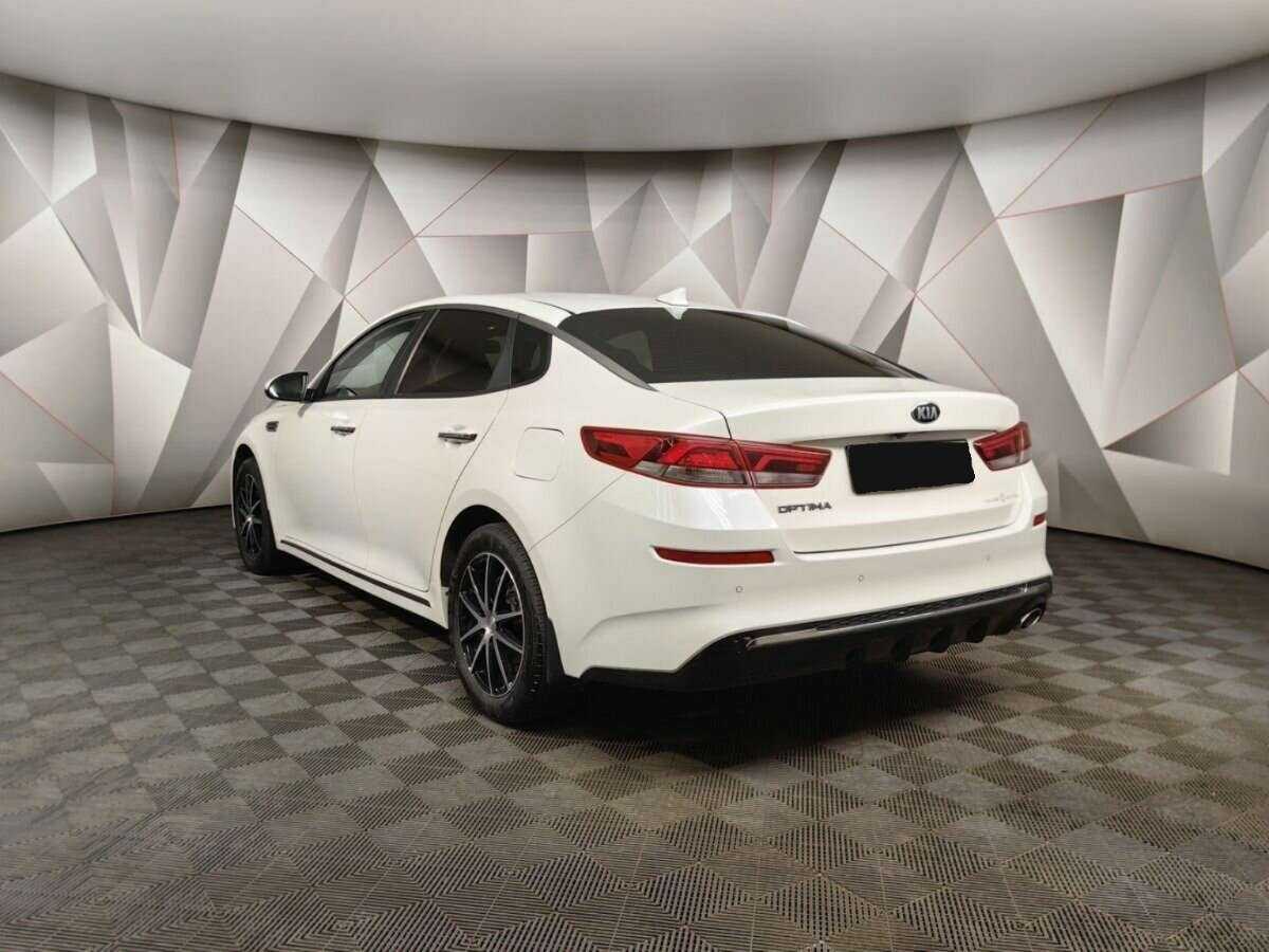 Купить Kia Optima с пробегом. Фото: #3