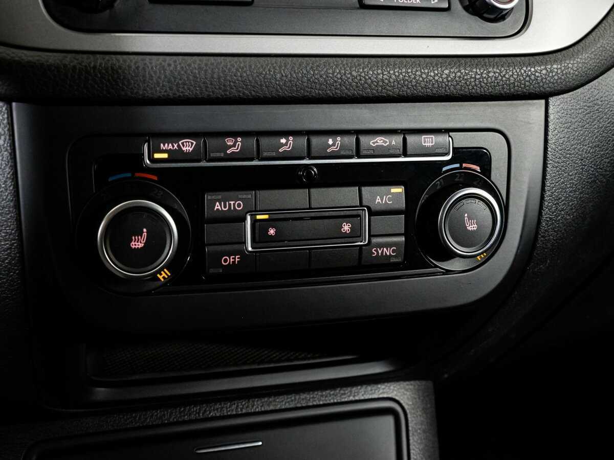 Купить Volkswagen Tiguan с пробегом. Фото: #12