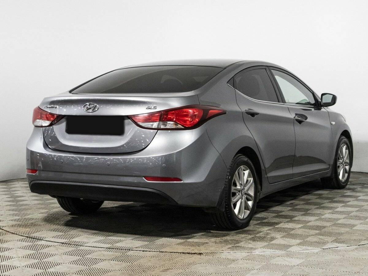 Купить Hyundai Elantra с пробегом. Фото: #4