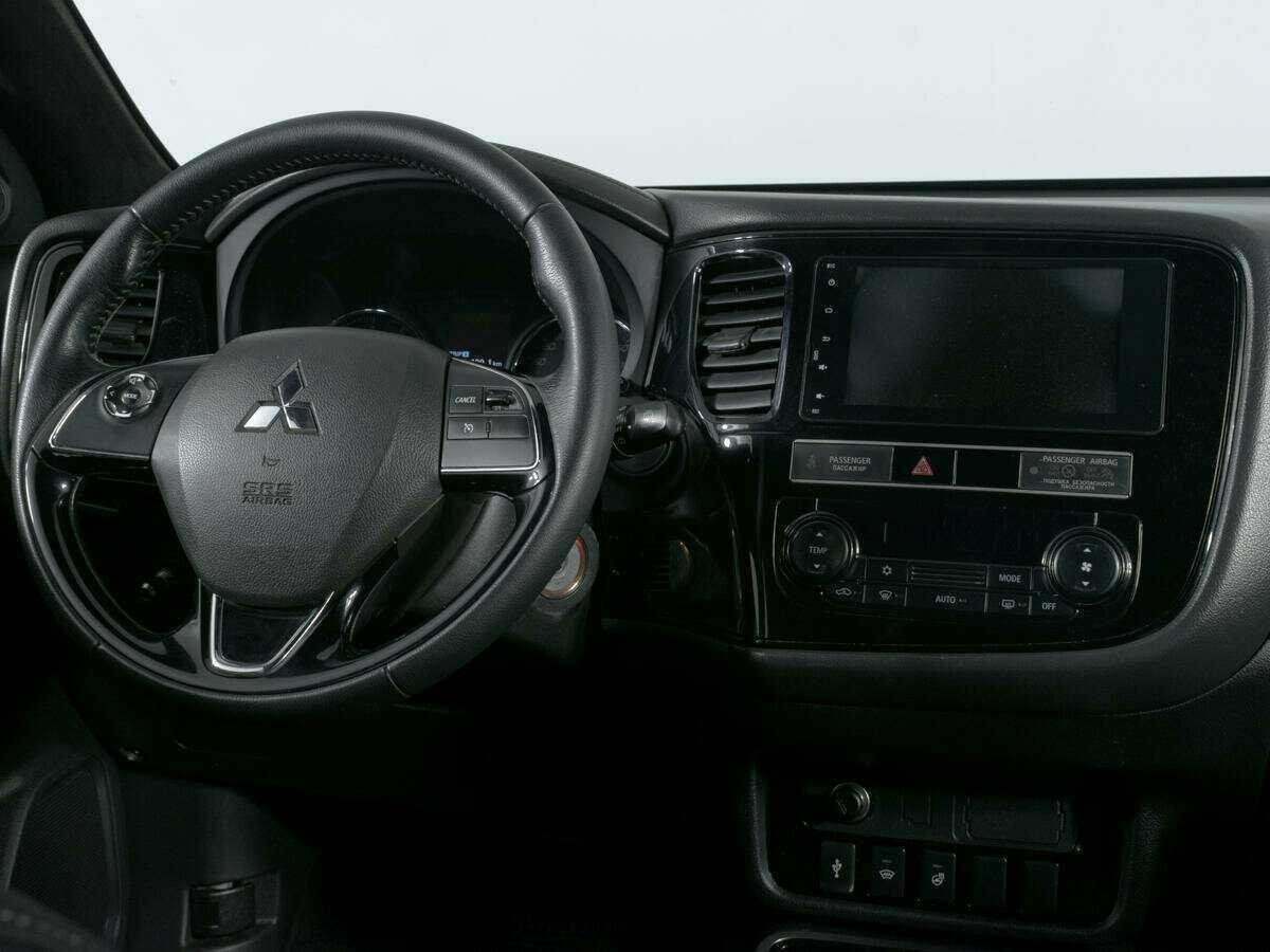 Купить Mitsubishi Outlander с пробегом. Фото: #7