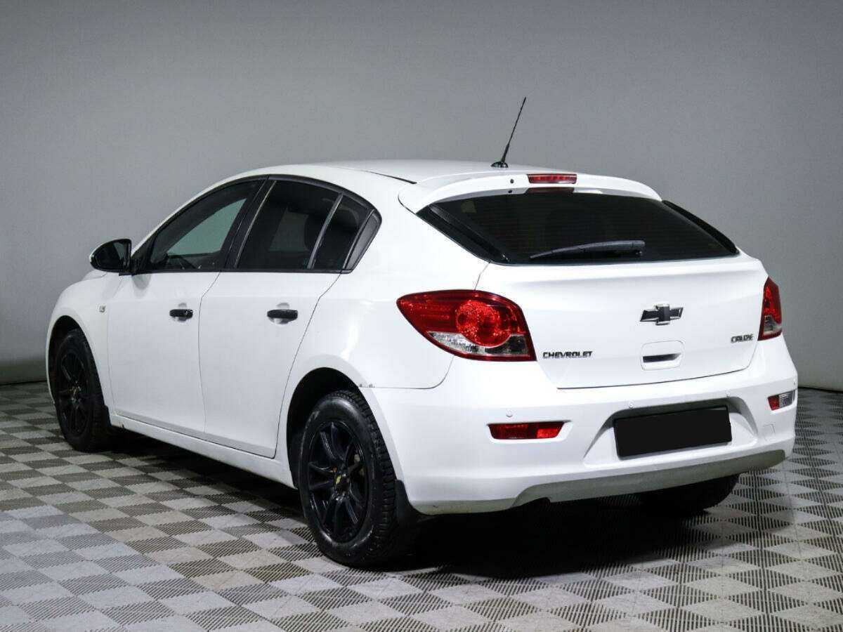 Купить Chevrolet Cruze с пробегом. Фото: #6