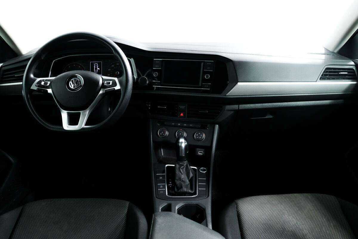 Купить Volkswagen Jetta с пробегом. Фото: #10