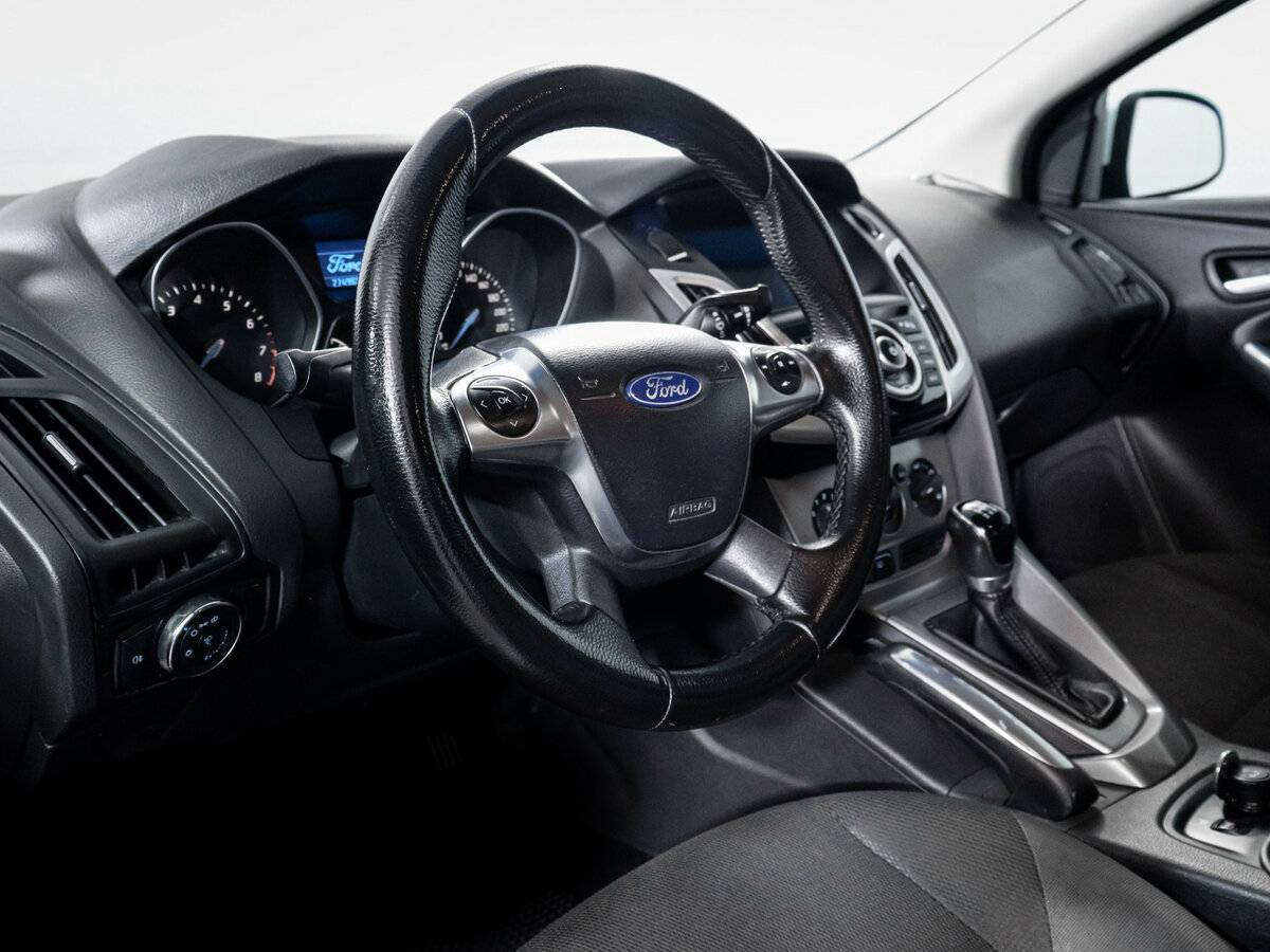 Купить Ford Focus с пробегом. Фото: #12