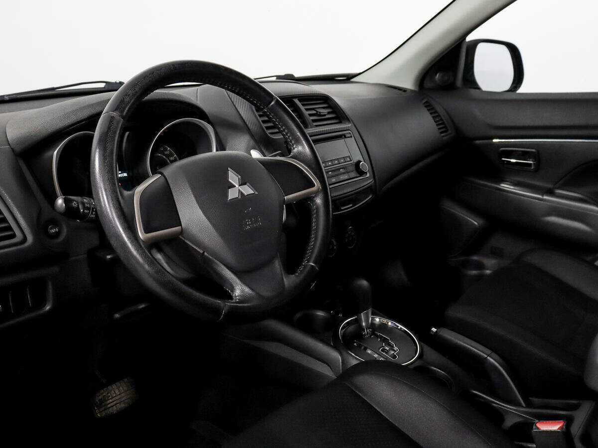 Купить Mitsubishi ASX с пробегом. Фото: #8