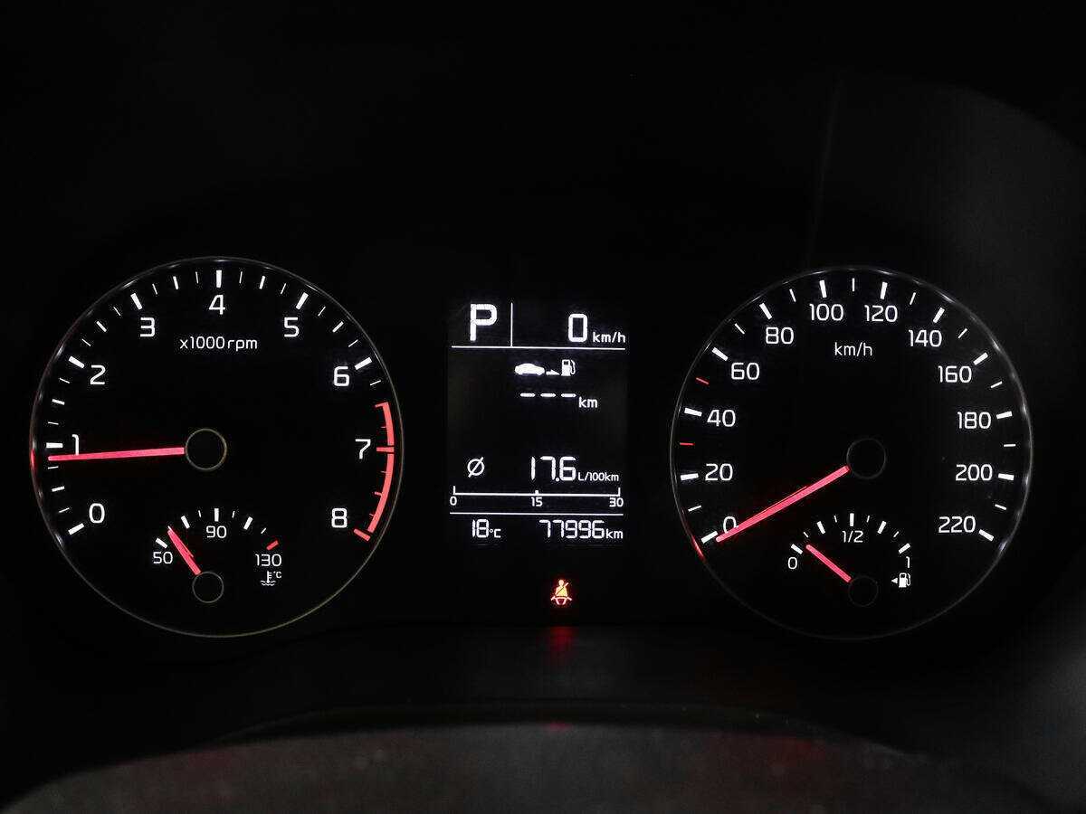 Купить Kia Rio с пробегом. Фото: #8