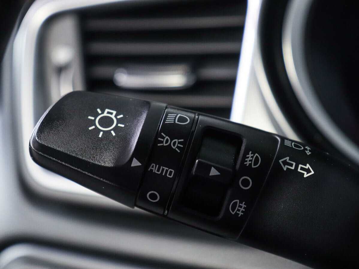 Купить Kia Ceed с пробегом. Фото: #16