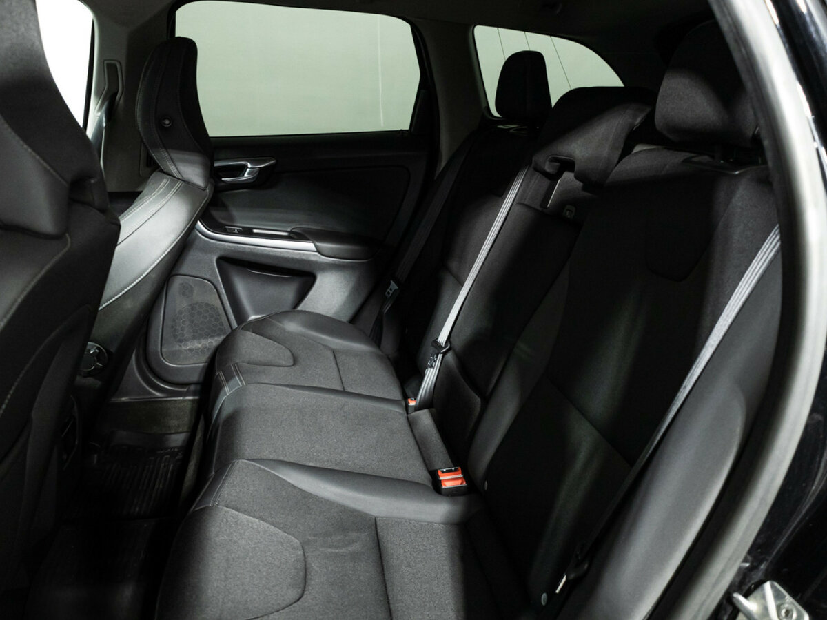 Купить Volvo XC60 с пробегом. Фото: #9