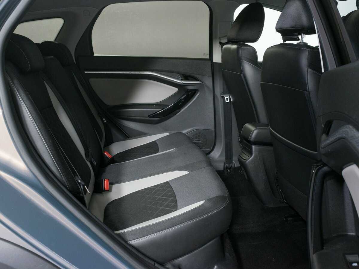 Купить Lada (ВАЗ) Vesta с пробегом. Фото: #10