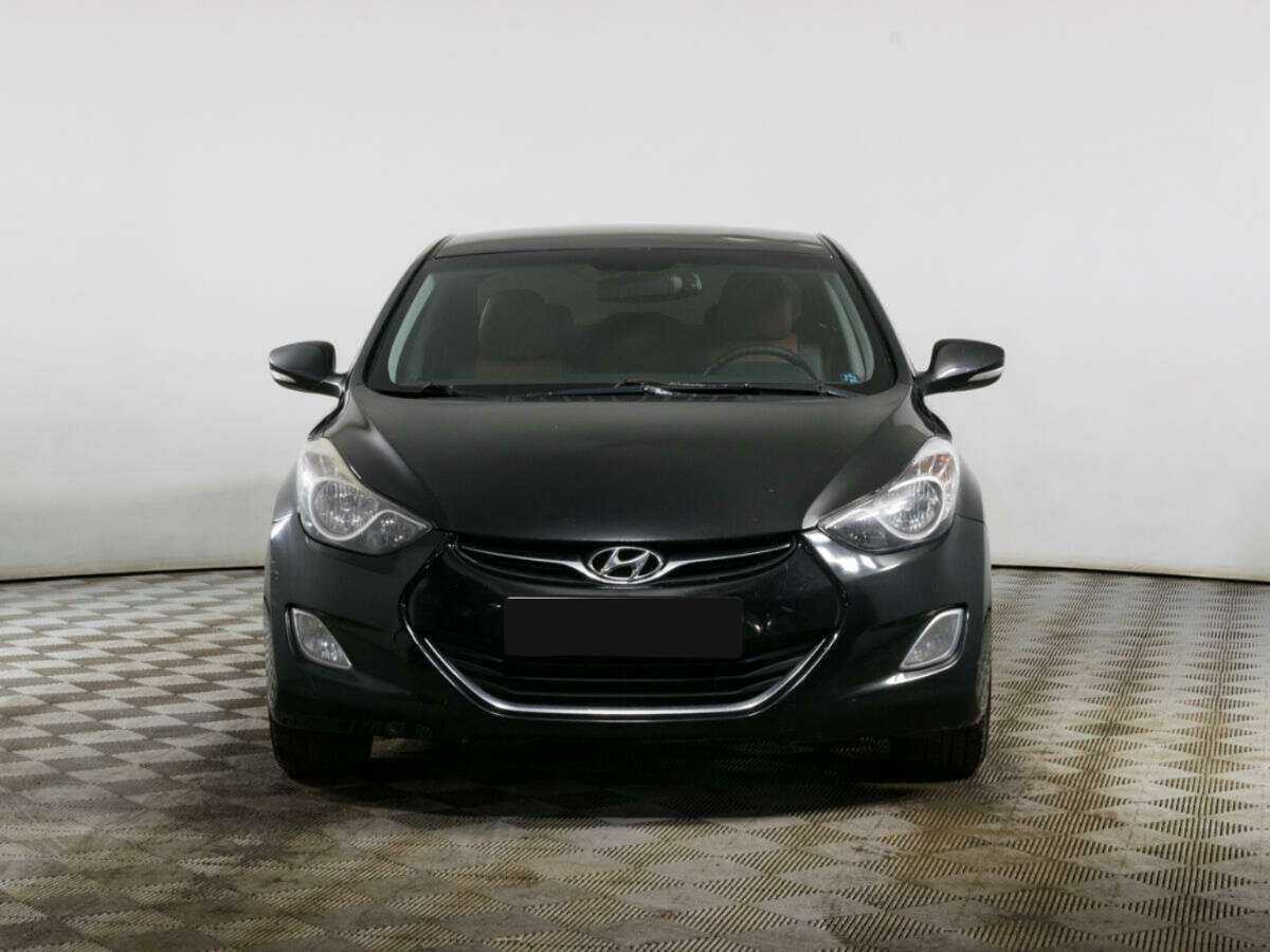 Купить Hyundai Elantra с пробегом. Фото: #1