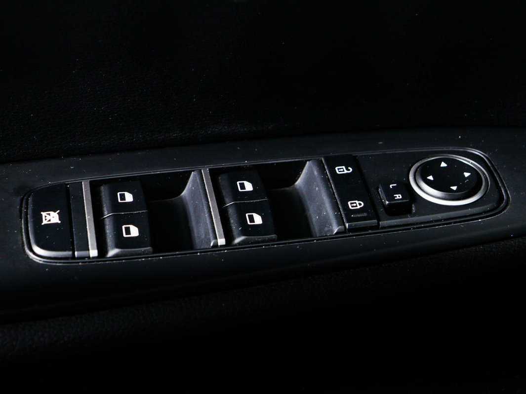 Купить Kia Cerato с пробегом. Фото: #14