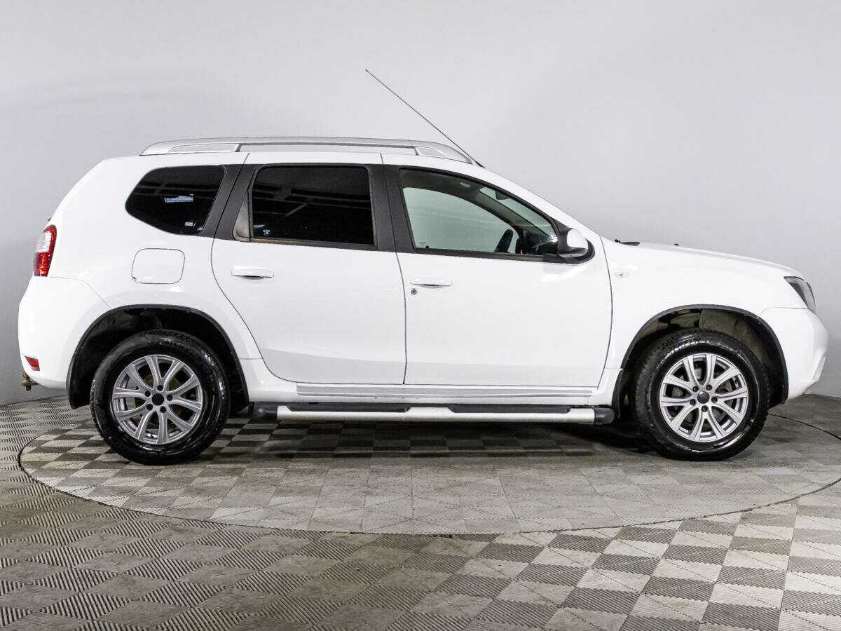 Купить Nissan Terrano с пробегом. Фото: #3