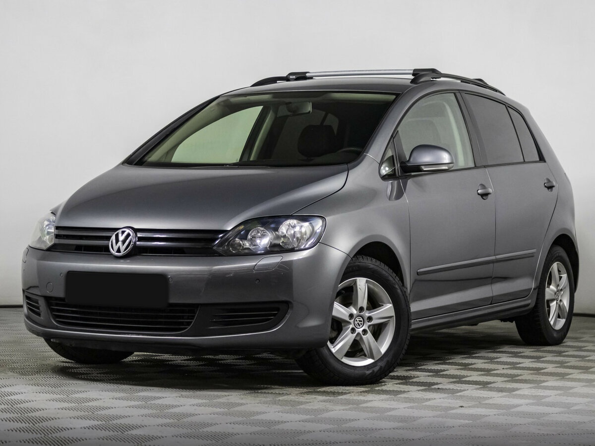 Купить Volkswagen Golf Plus с пробегом. Посмотреть фото
