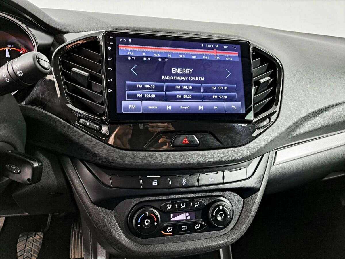 Купить Lada (ВАЗ) Vesta с пробегом. Фото: #11