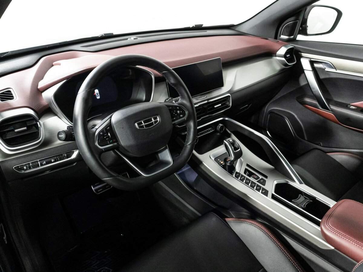 Купить Geely Coolray с пробегом. Фото: #10