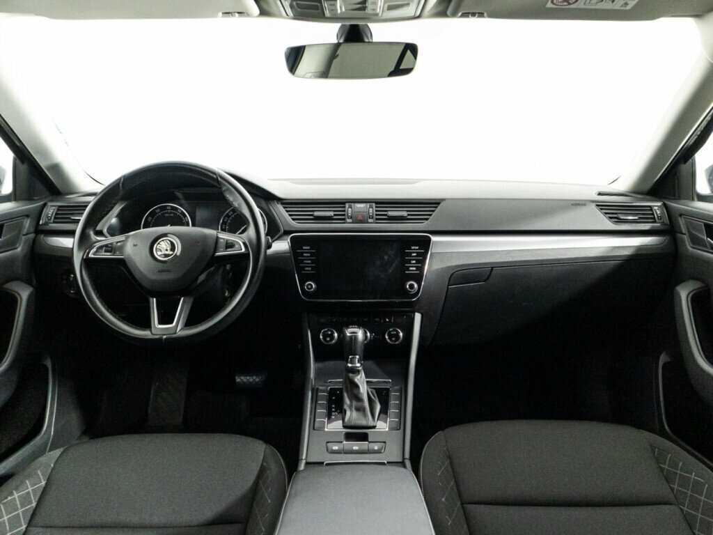 Купить Skoda Superb с пробегом. Фото: #10