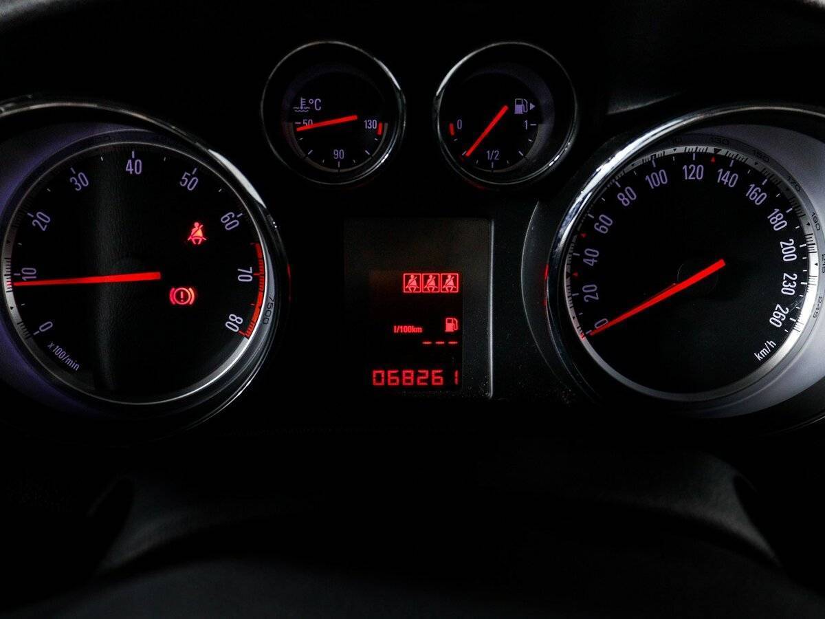 Купить Opel Mokka с пробегом. Фото: #10