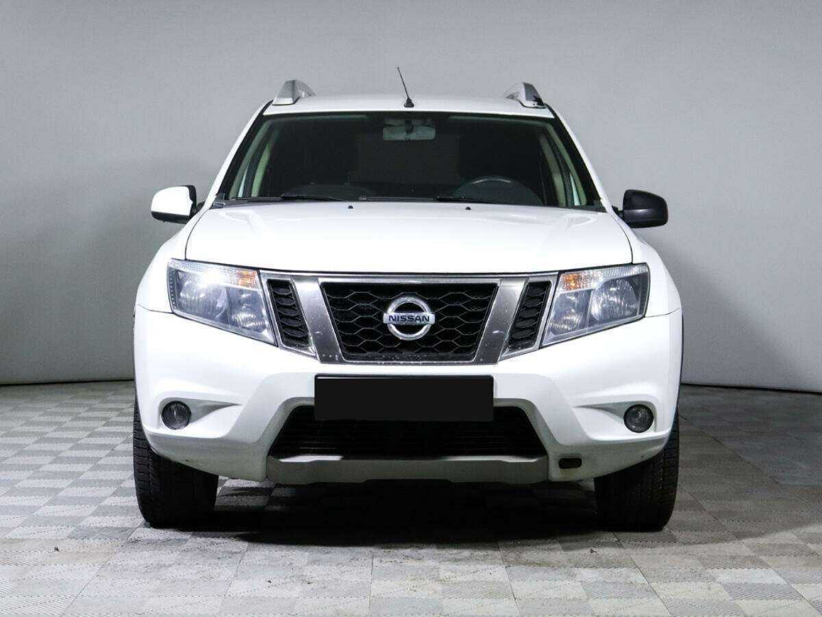Купить Nissan Terrano с пробегом. Фото: #1