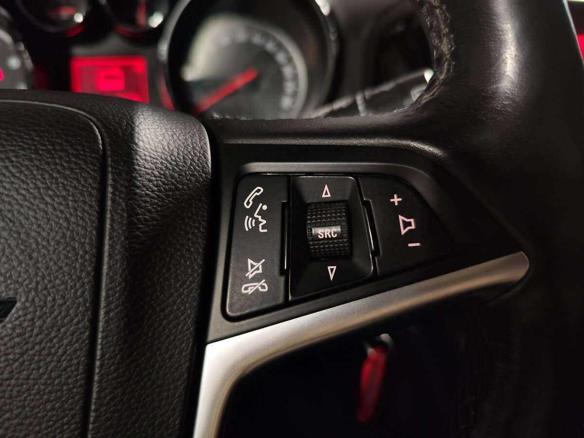 Купить Opel Astra с пробегом. Фото: #10