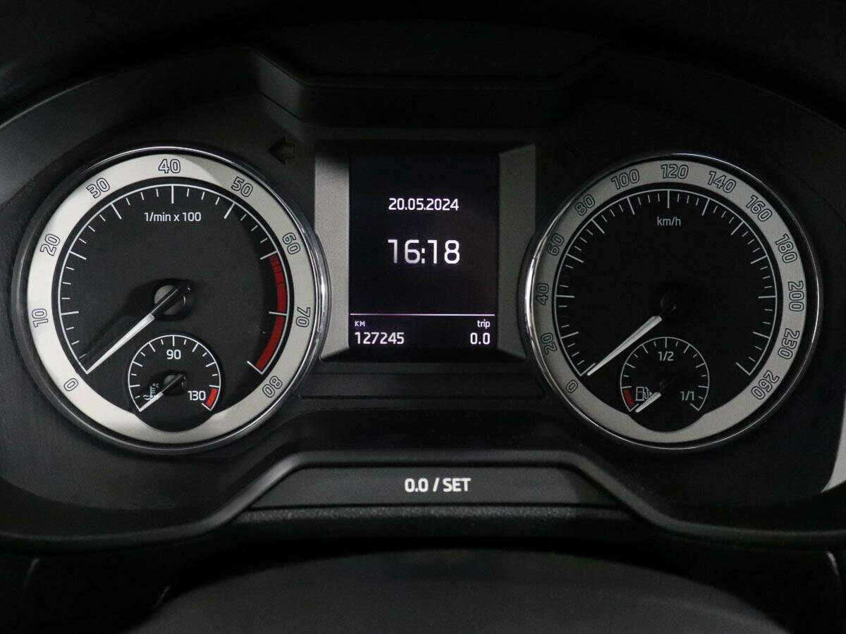 Купить Skoda Octavia с пробегом. Фото: #9