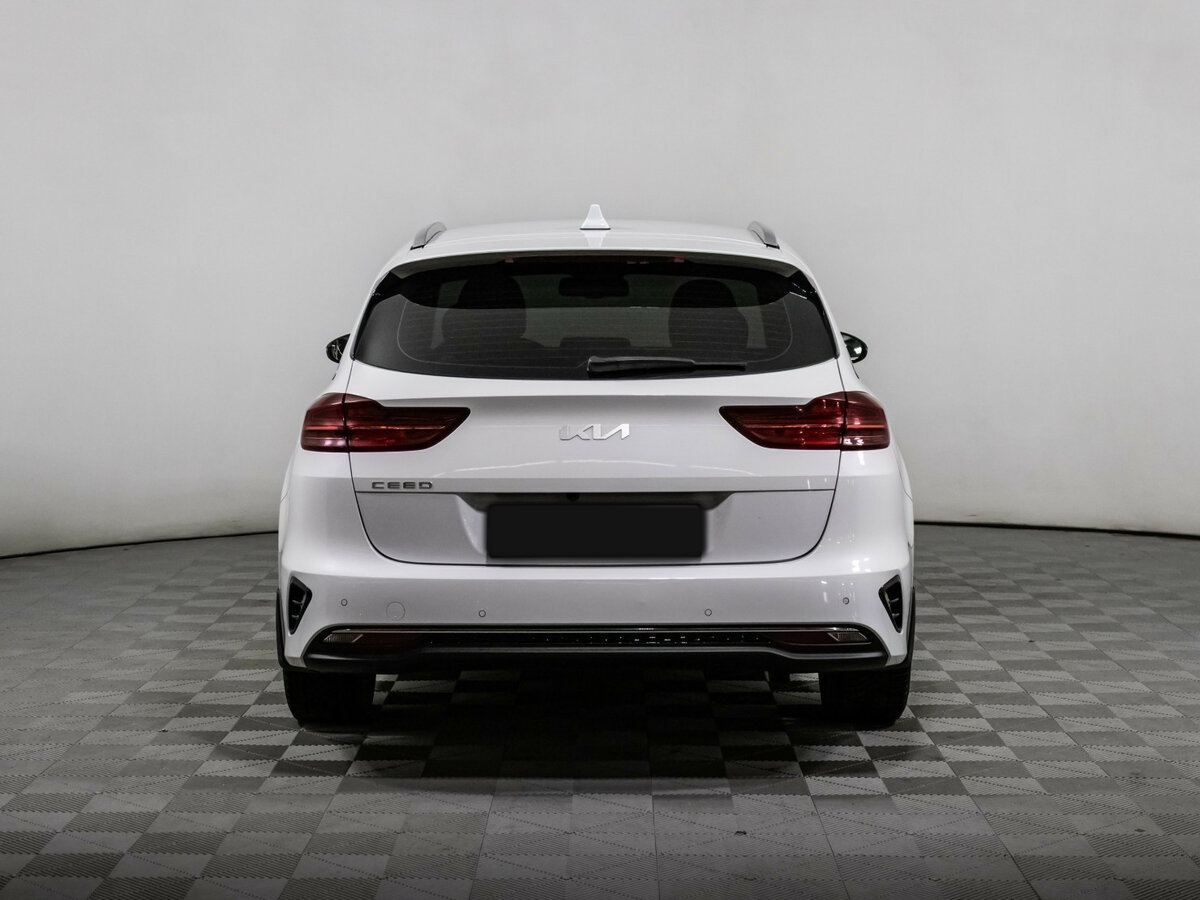 Купить Kia Ceed с пробегом. Фото: #4