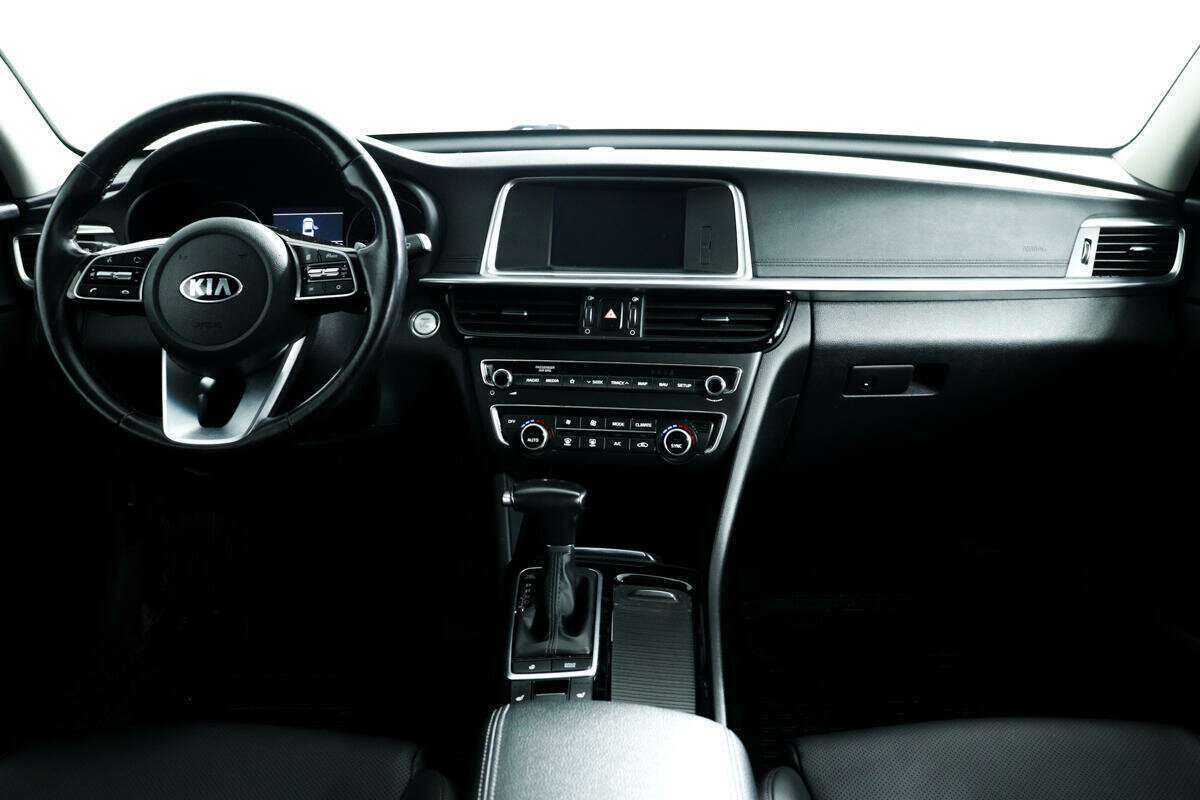 Купить Kia Optima с пробегом. Фото: #10