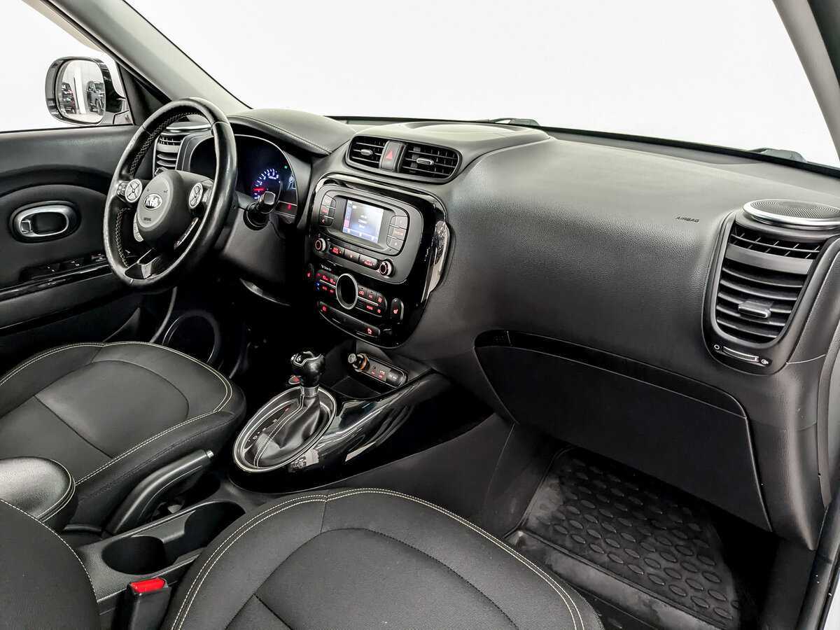 Купить Kia Soul с пробегом. Фото: #10