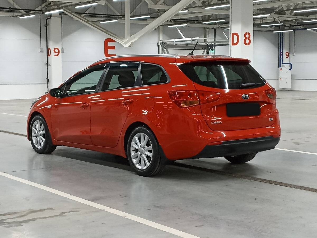 Купить Kia Ceed с пробегом. Фото: #6