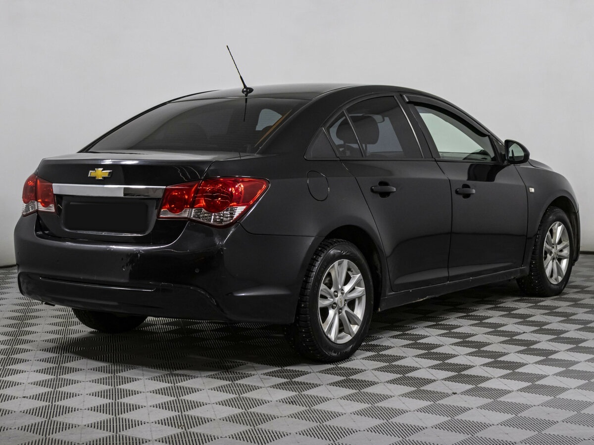 Купить Chevrolet Cruze с пробегом. Фото: #3