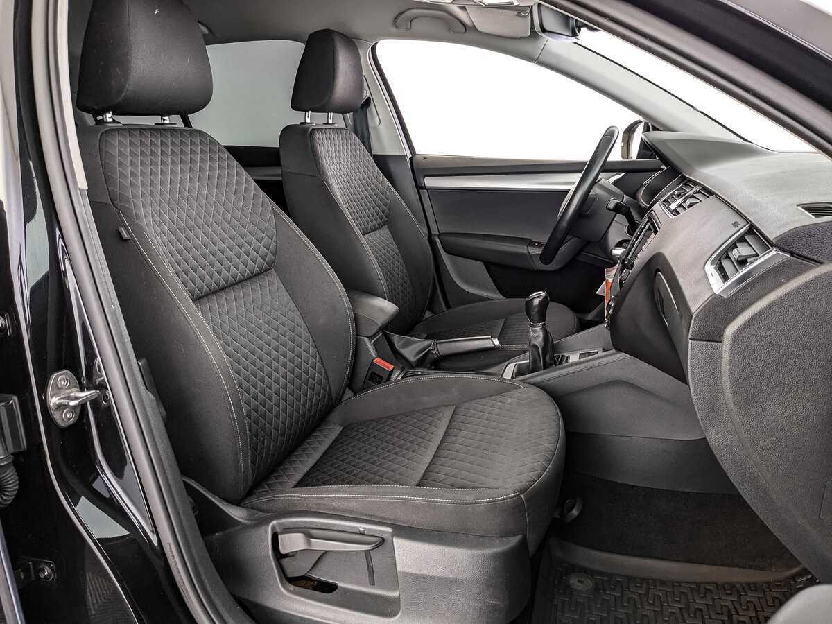 Купить Skoda Octavia с пробегом. Фото: #18