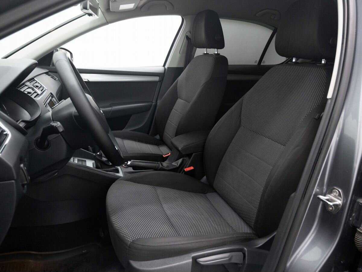 Купить Skoda Octavia с пробегом. Фото: #9