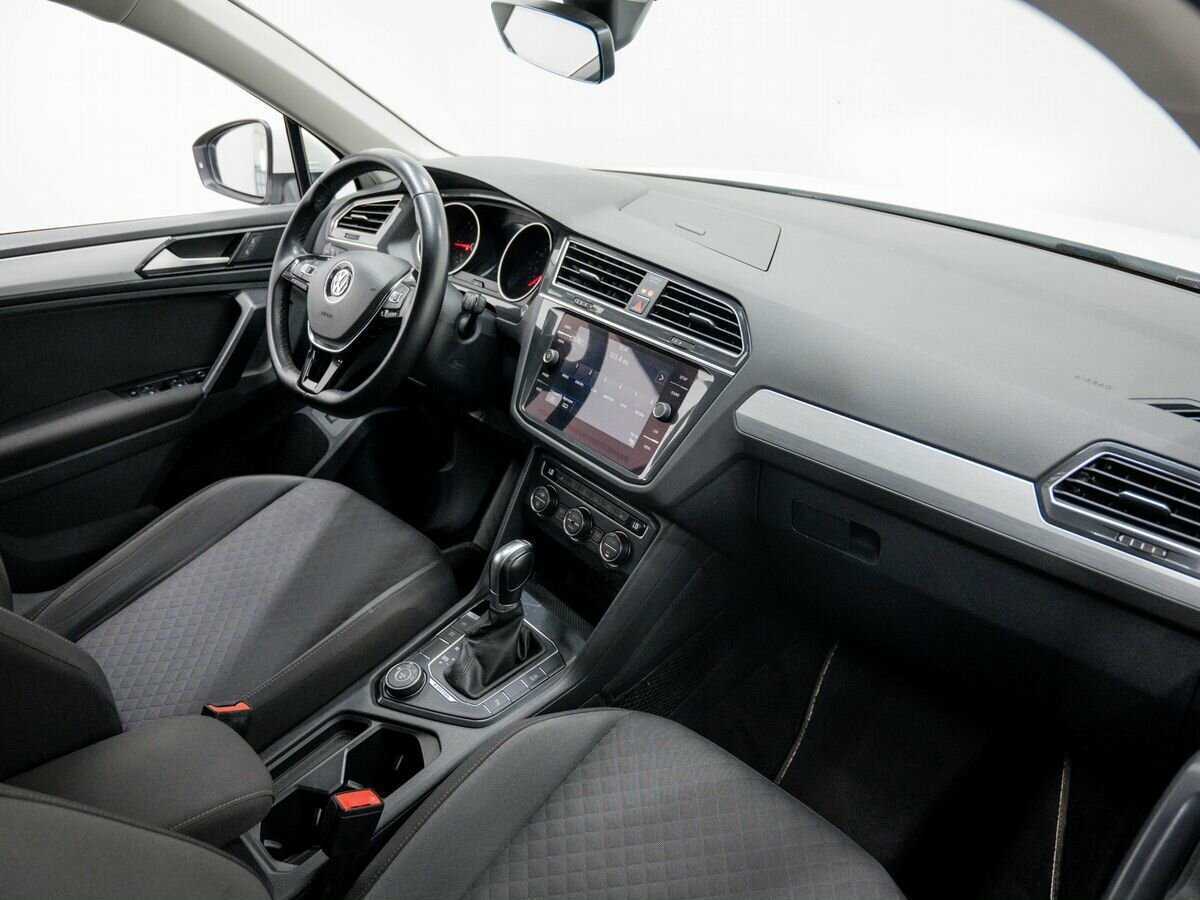 Купить Volkswagen Tiguan с пробегом. Фото: #6