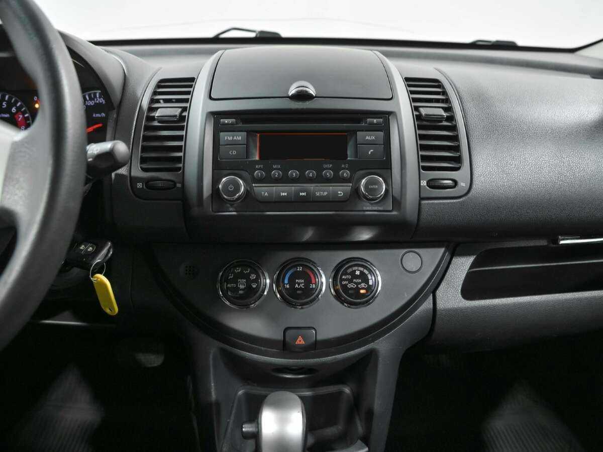 Купить Nissan Note с пробегом. Фото: #10
