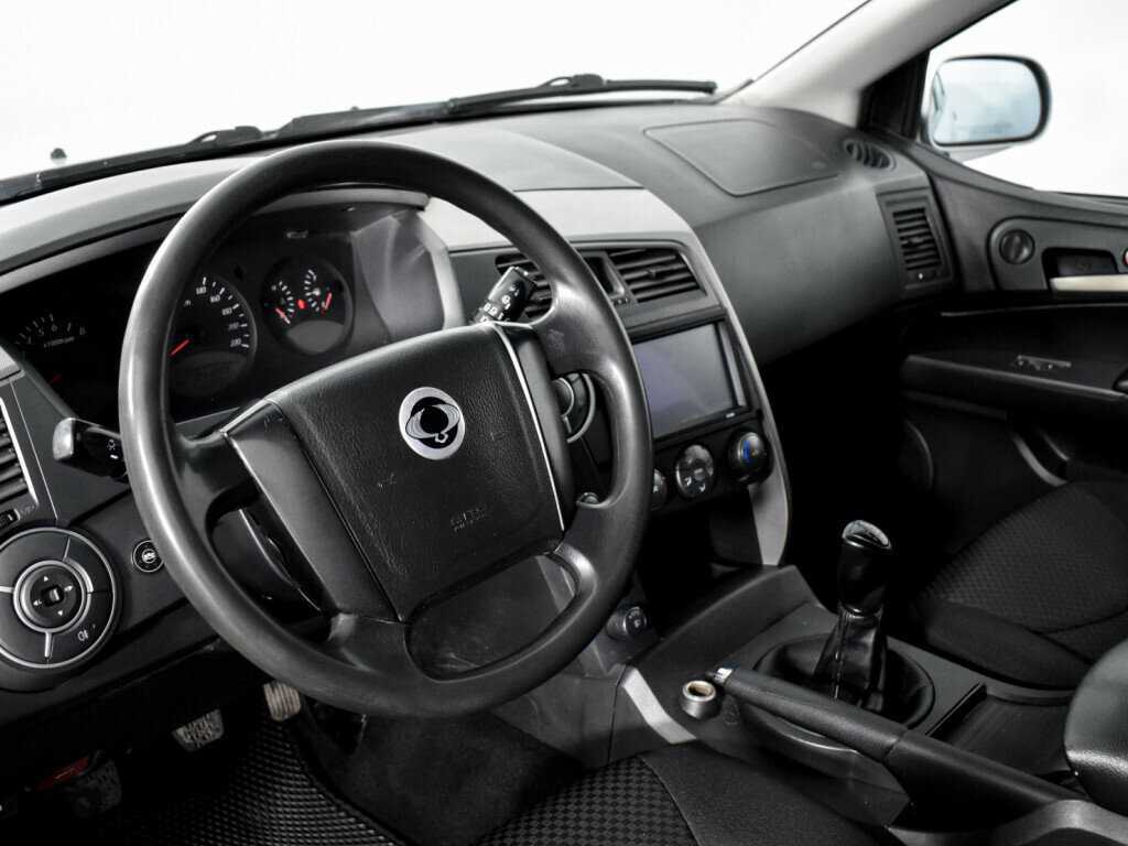 Купить SsangYong Kyron с пробегом. Фото: #8