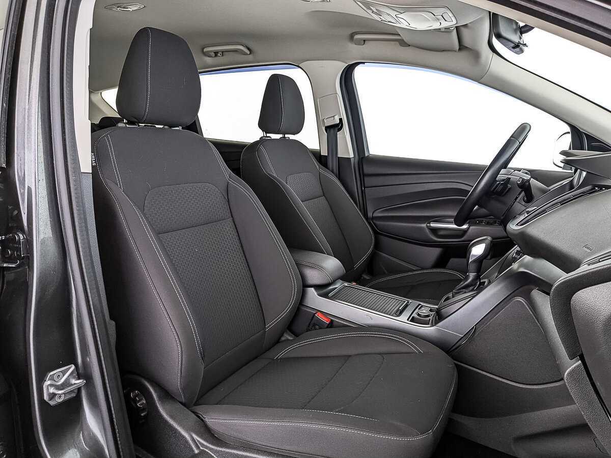 Купить Ford Kuga с пробегом. Фото: #22