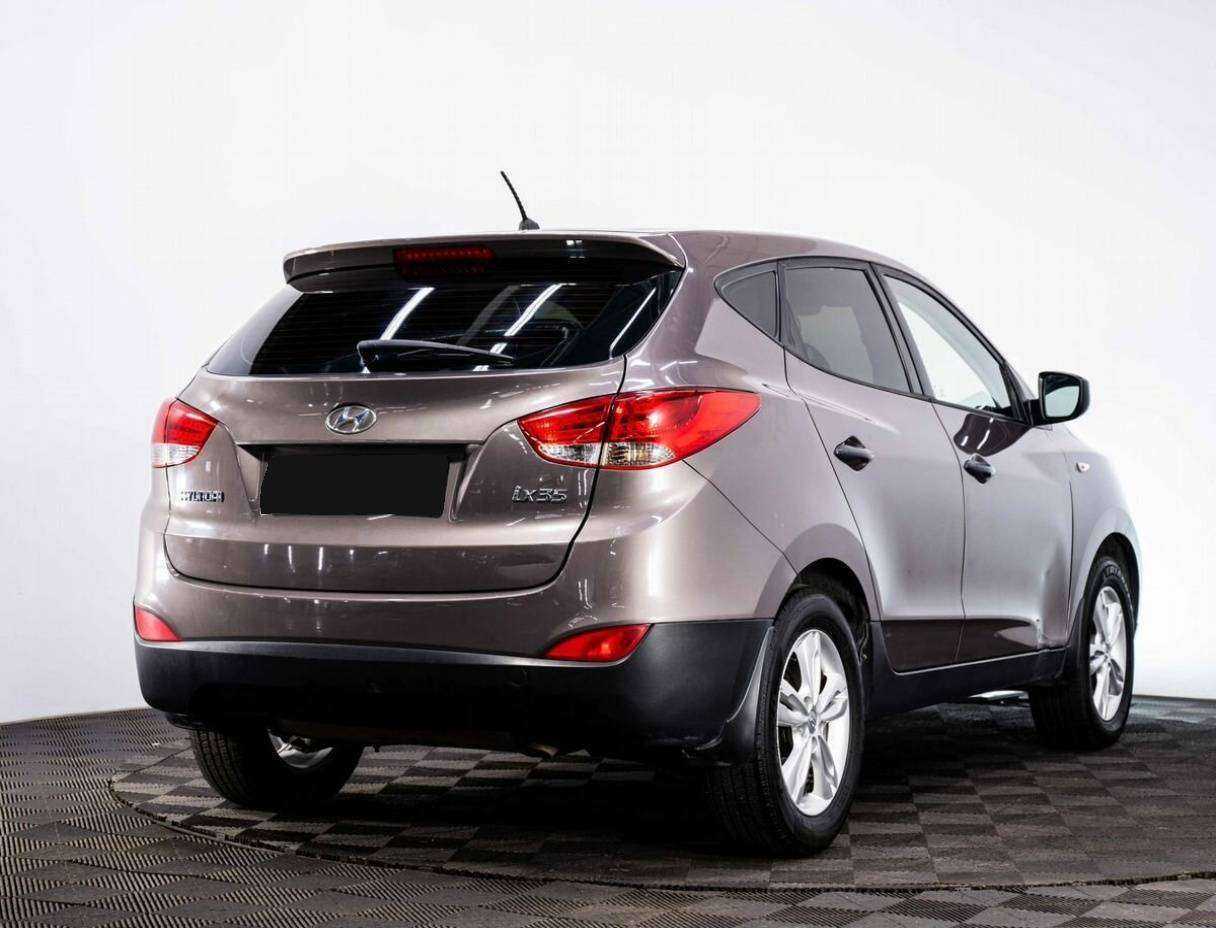 Купить Hyundai ix35 с пробегом. Фото: #4