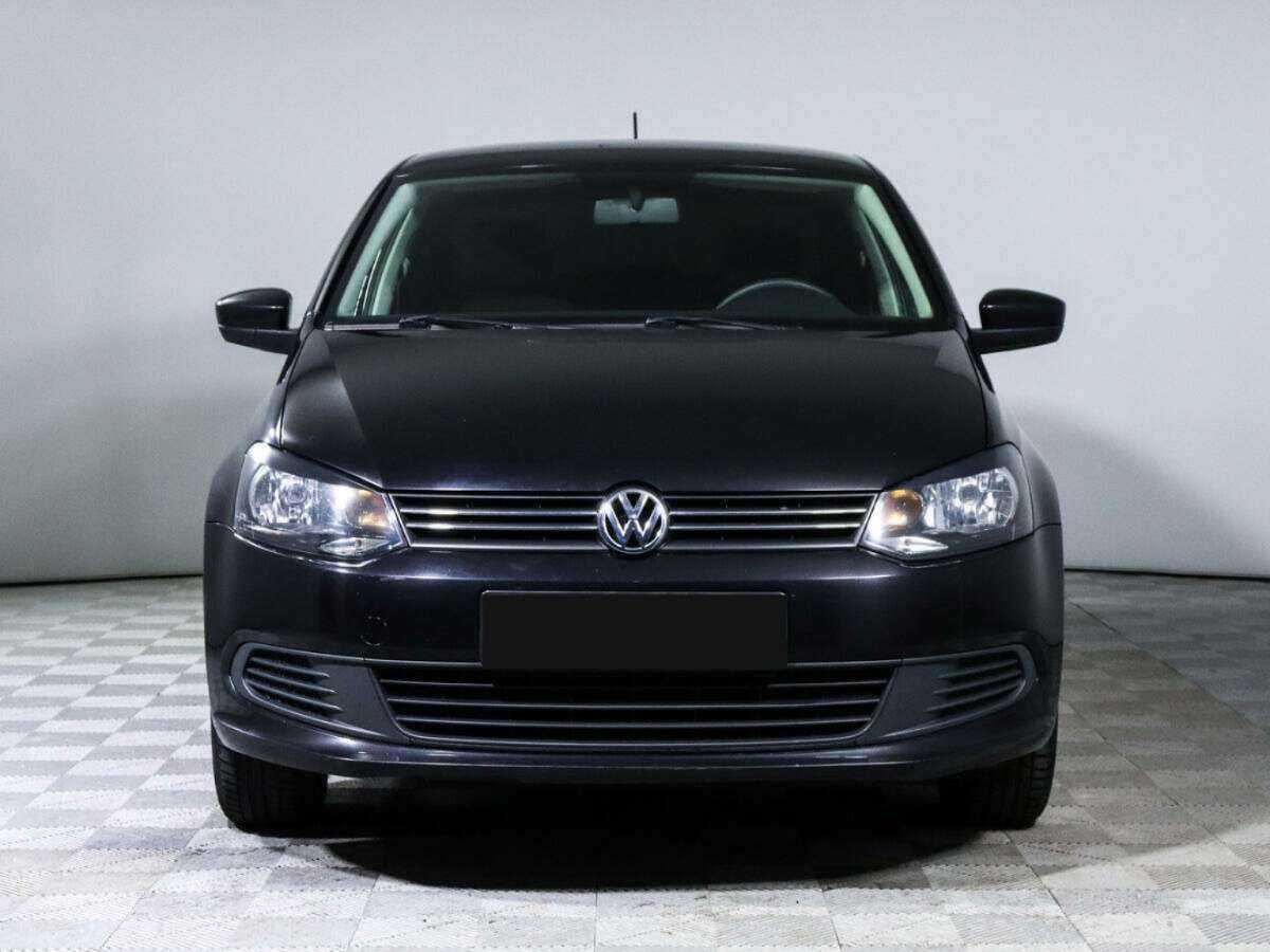 Купить Volkswagen Polo с пробегом. Фото: #1