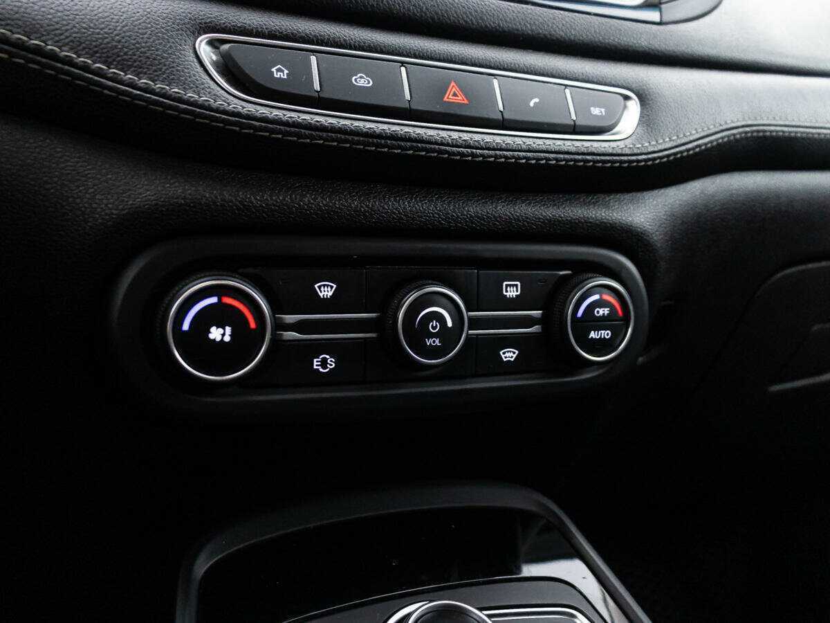 Купить Chery Tiggo 7 с пробегом. Фото: #16