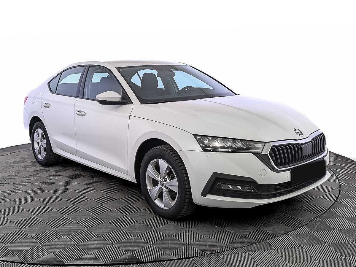 Купить Skoda Octavia с пробегом. Фото: #2