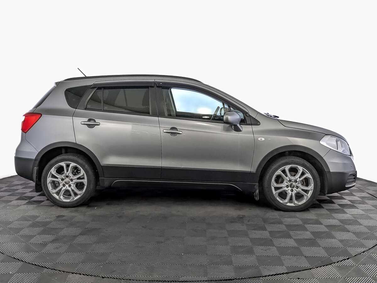 Купить Suzuki SX4 с пробегом. Фото: #3