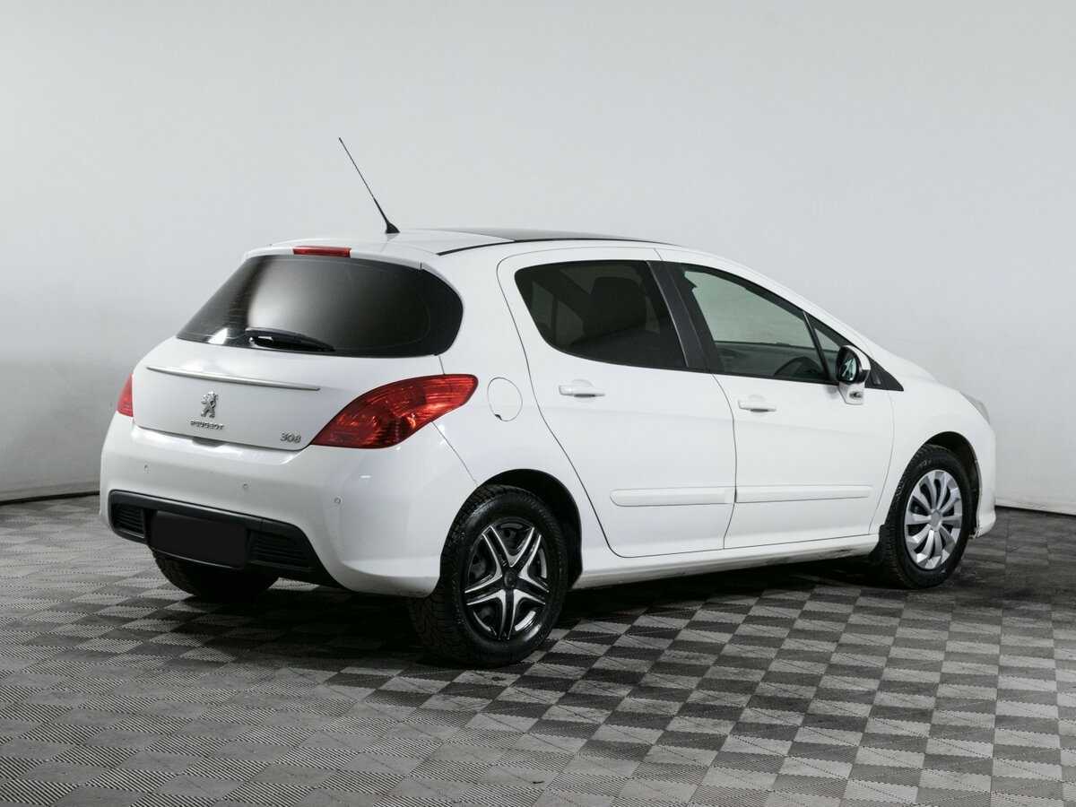 Купить Peugeot 308 с пробегом. Фото: #3