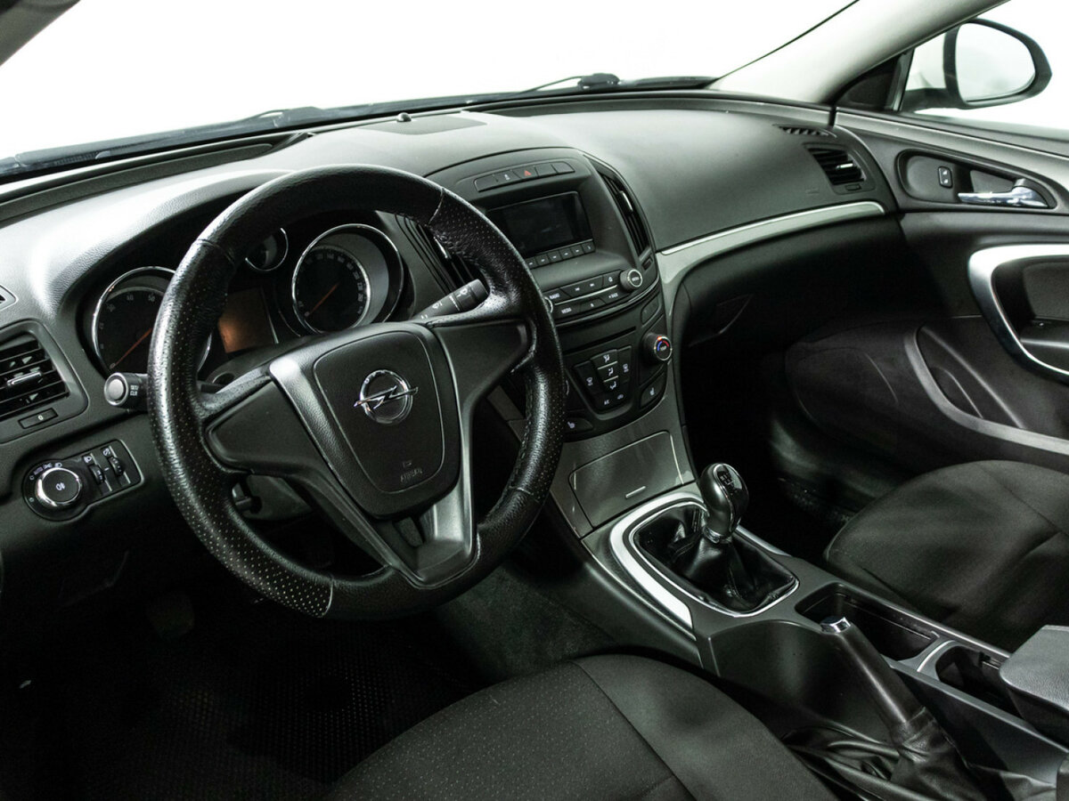Купить Opel Insignia с пробегом. Фото: #9