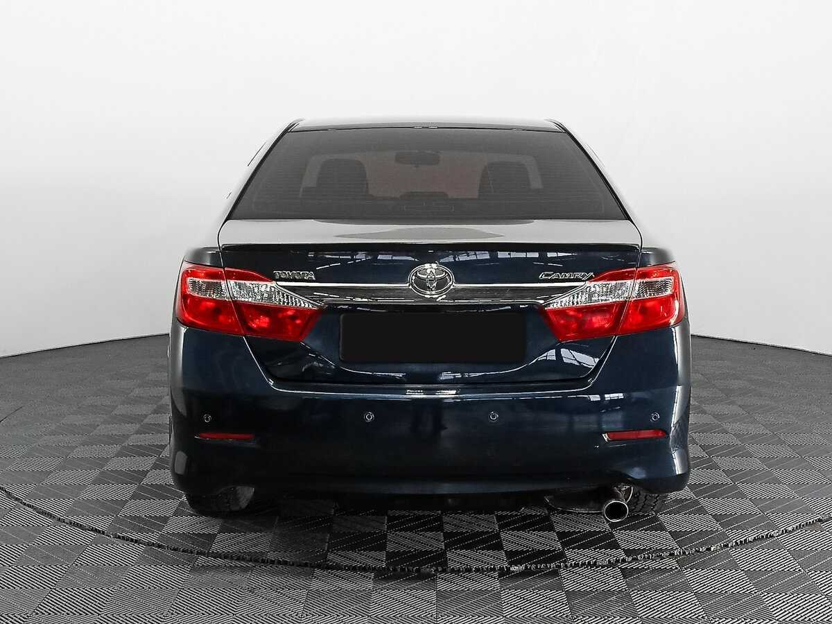 Купить Toyota Camry с пробегом. Фото: #4