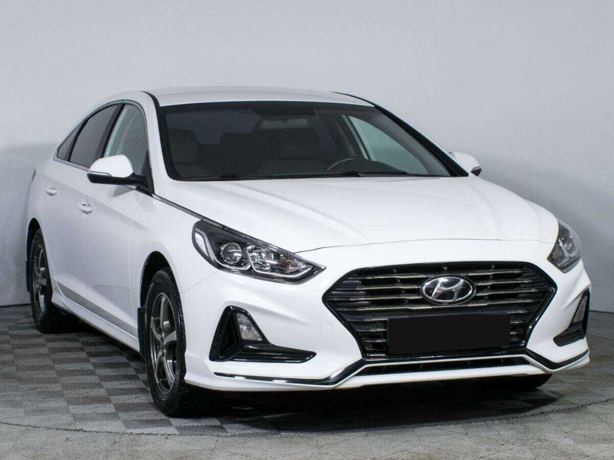 Купить Hyundai Sonata с пробегом. Фото: #2