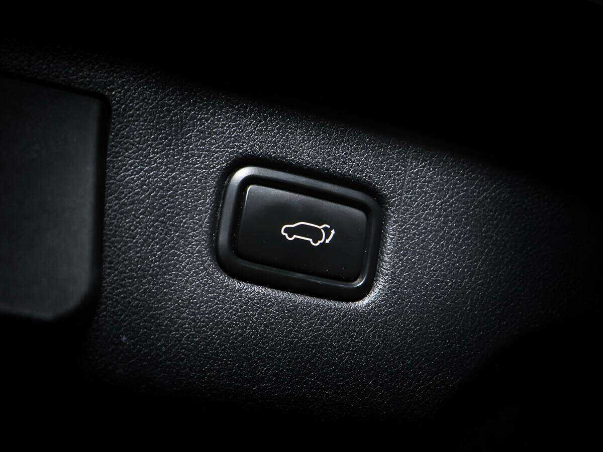 Купить Kia Sorento с пробегом. Фото: #18