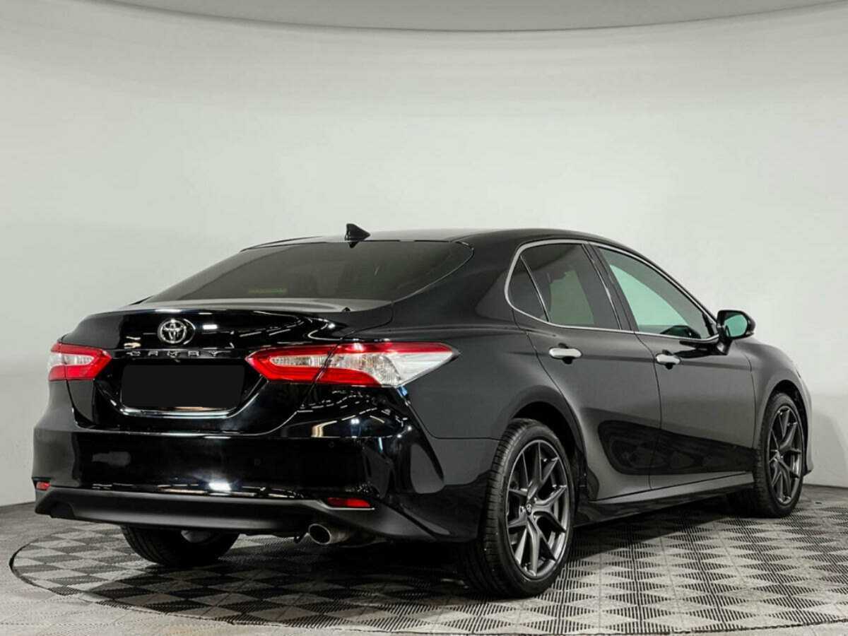 Купить Toyota Camry с пробегом. Фото: #2