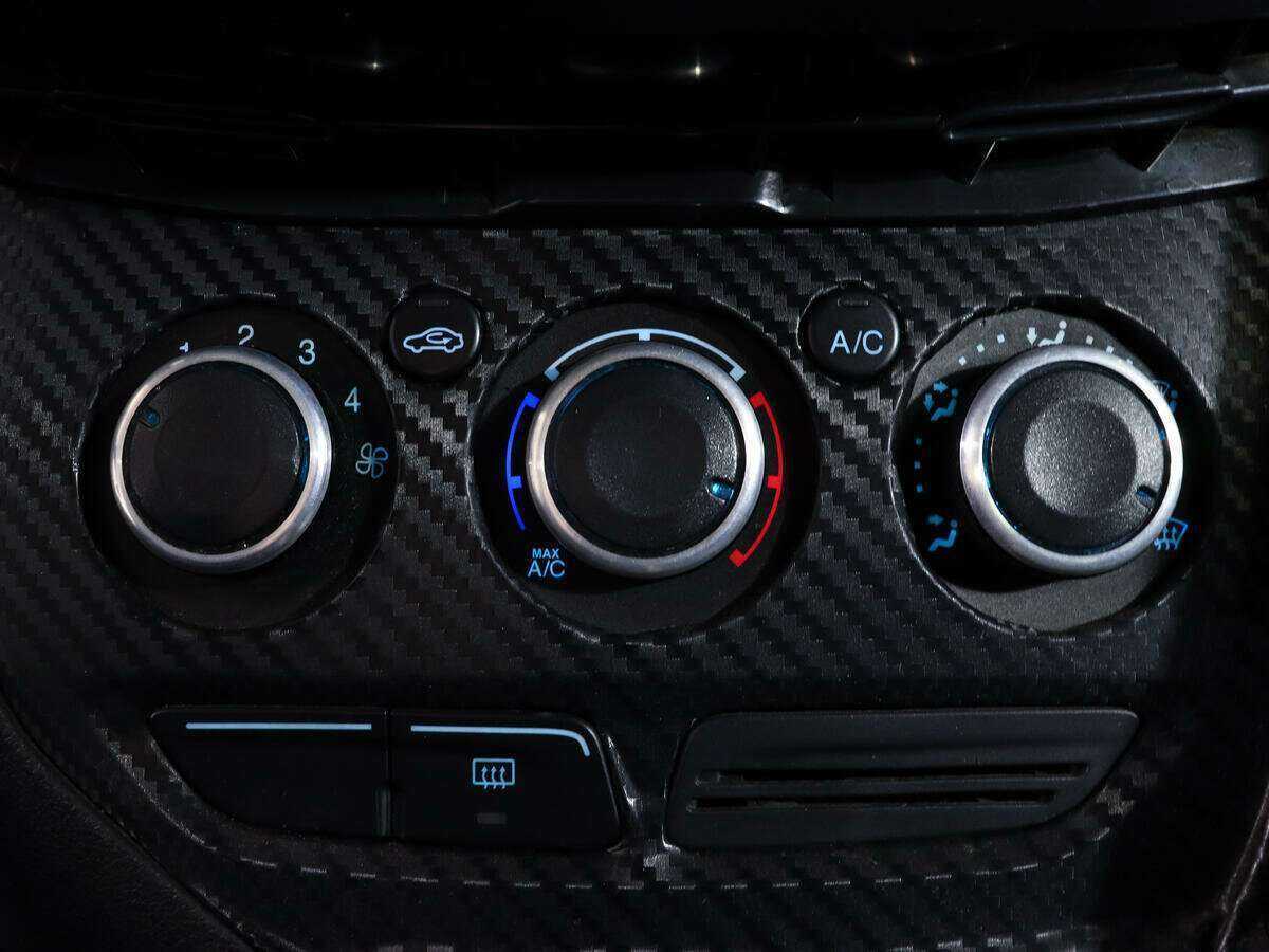Купить Ford Focus с пробегом. Фото: #17