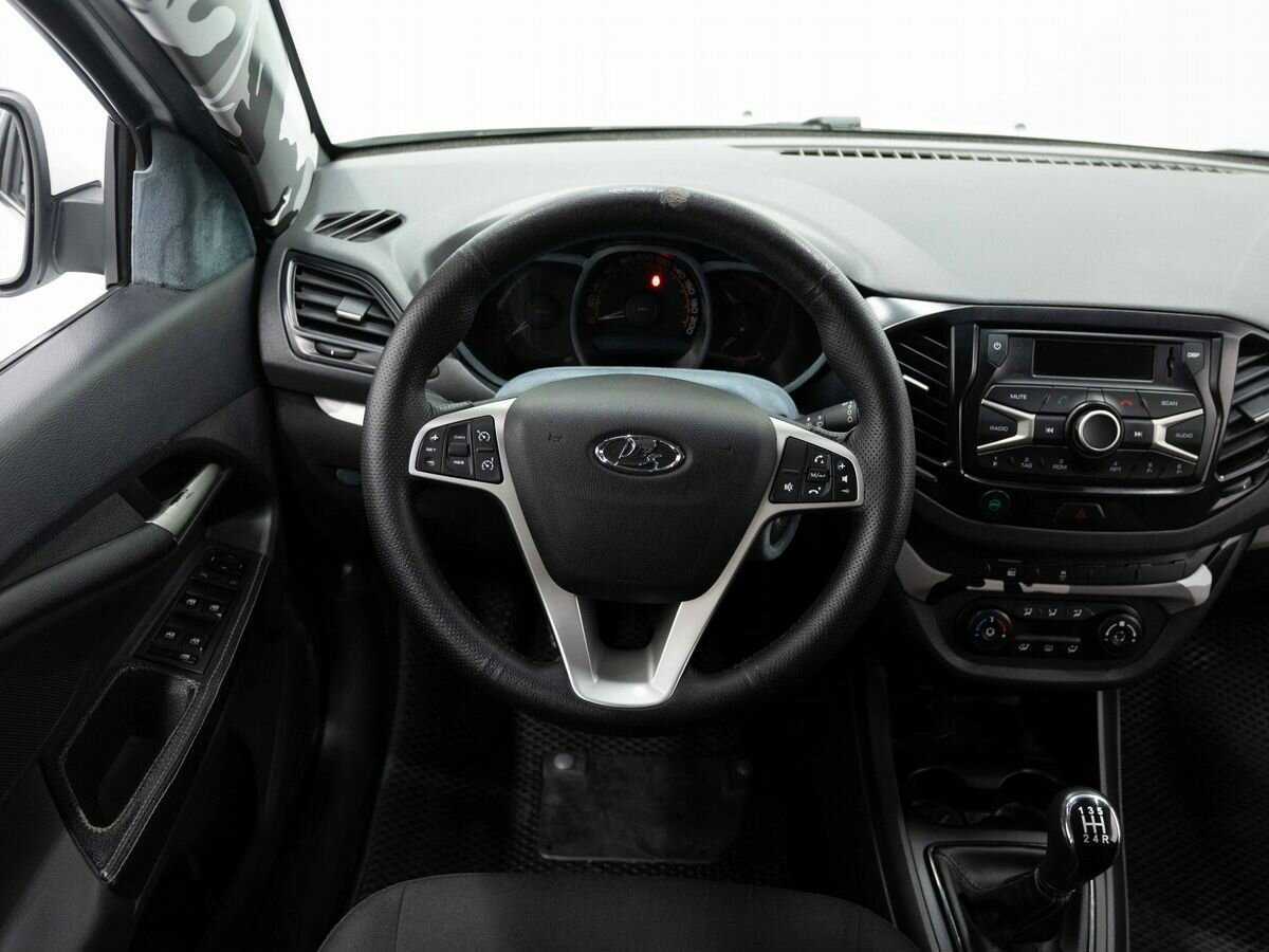 Купить Lada (ВАЗ) Vesta с пробегом. Фото: #13