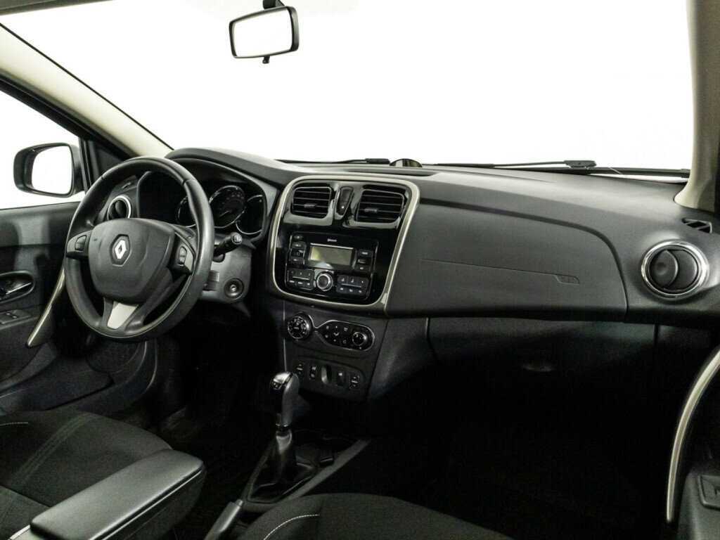 Купить Renault Sandero с пробегом. Фото: #8